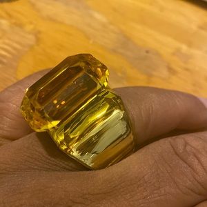 Swarovski Lucent cocktail ring